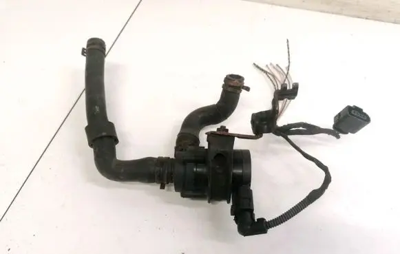 Volkswagen Golf Plus Electric auxiliary coolant/water pump