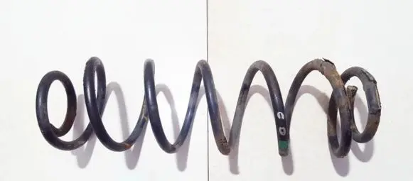 Volkswagen Golf IV Rear coil spring