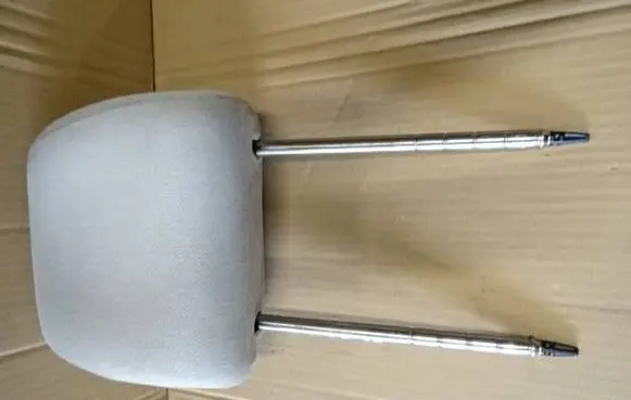 Seat Leon (1M) Rear seat headrest 
