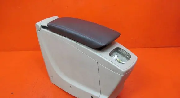 Renault Scenic III - Grand scenic III Center console 