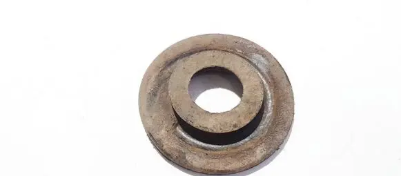 Skoda Octavia Mk2 (1Z) Front coil spring rubber mount 1k0512149b