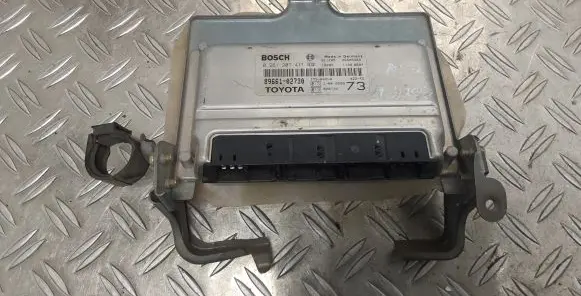 Toyota Corolla E120 E130 Engine control unit/module 8966102730