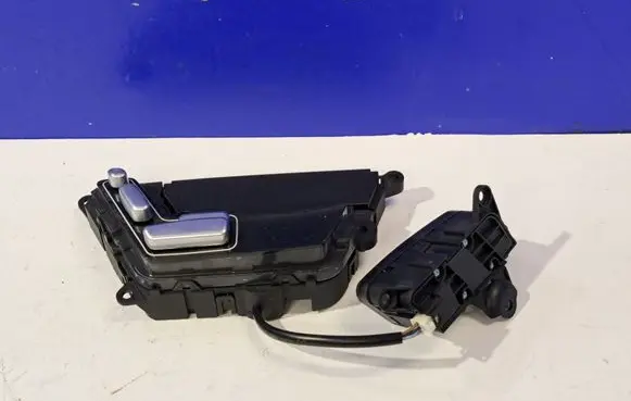 Mercedes-Benz S W221 Seat control module A2218708058
