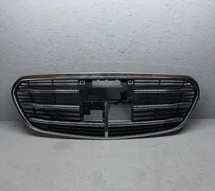 Mercedes-Benz S W222 Front grill 40504928