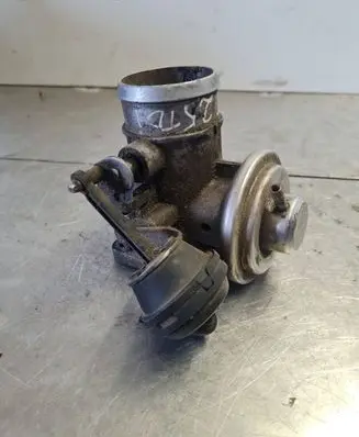 Volkswagen II LT Throttle valve 074129485A 278502004