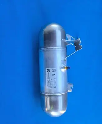 BMW 7 G11 G12 Air suspension tank/reservoir 6861937