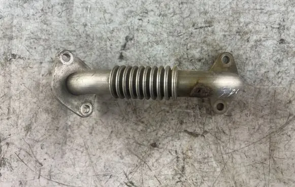 Mitsubishi Pajero Sport I EGR valve line/pipe/hose