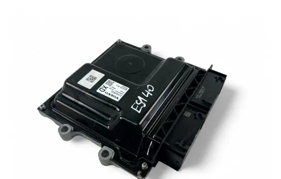 Volvo V40 Engine control unit/module ECU 31452623
