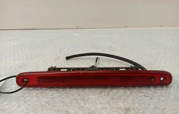 Peugeot 107 Third/center stoplight 141207C