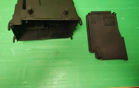 Opel Vivaro Fuse box set 243503708R 93452999