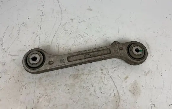 Maserati Levante Rear upper control arm/wishbone 06700320160