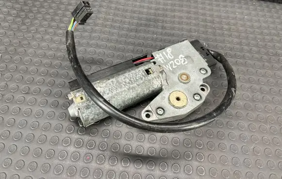 Mercedes-Benz CLK A208 C208 Sunroof motor/actuator 