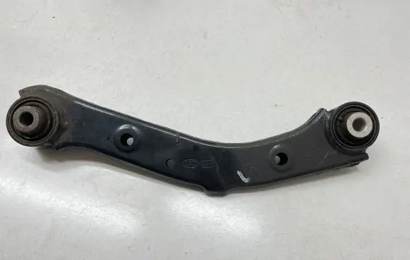 Hyundai Tucson TL Rear control arm 55100D3050