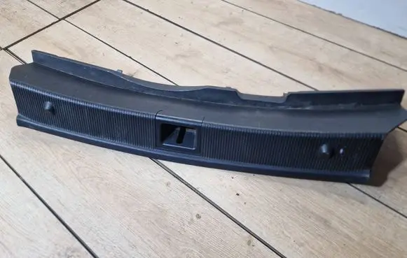 Mercedes-Benz C W204 Trunk/boot sill cover protection A2046900825