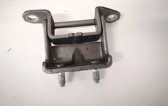 Nissan X-Trail T32 Rear door lower hinge 