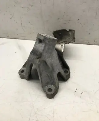 Audi A5 8T 8F Engine mounting bracket 8K0199307AQ
