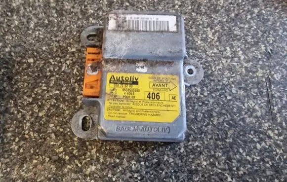 Peugeot 406 Airbag control unit/module 9633503980