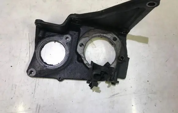 Nissan Almera Tino Engine mounting bracket 16811bn300