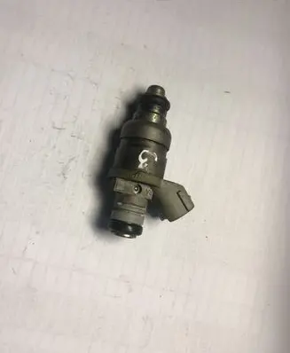 Mitsubishi Colt Fuel injector MR988977 988977