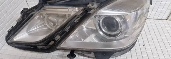 Mercedes-Benz E W212 Headlight/headlamp A2128205761 1ZT00970207 0097020700431407
