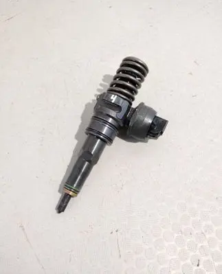 Volkswagen Transporter - Caravelle T5 Fuel injector 07Z130073F