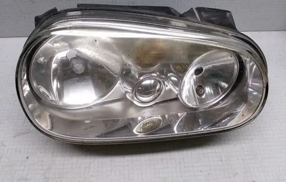 Volkswagen Golf IV Headlight/headlamp 1J1941016B 67742020
