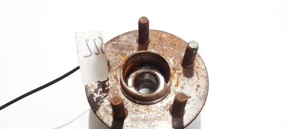 Chrysler Sebring (ST-22 - JR) Rear wheel hub