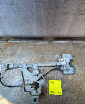 Skoda Octavia Mk1 (1U) Rear door manual window regulator 
