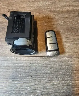 Volkswagen PASSAT B6 Ignition lock 3C0905843M 11601200228102 333053301