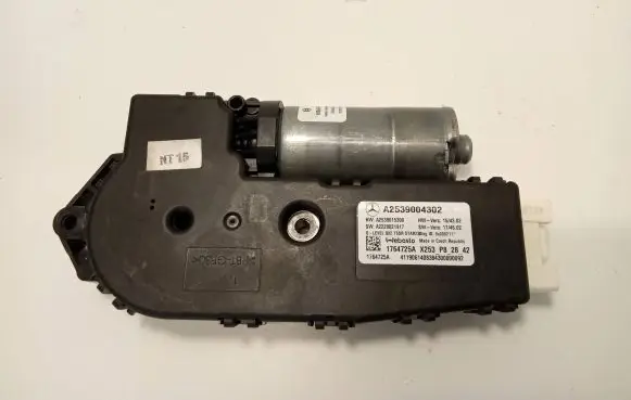 Mercedes-Benz GLC AMG Sunroof motor/actuator A2229021917 A2539015300 A2539004302