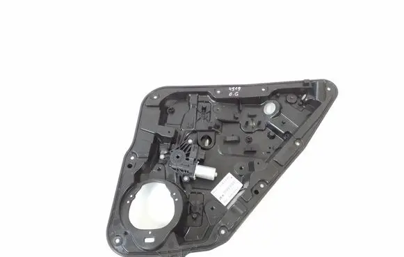 Infiniti Q30 Rear door manual window regulator 827205DM0A