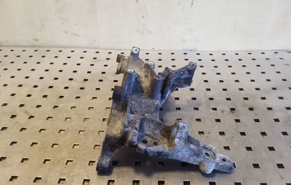 Generator/alternator bracket