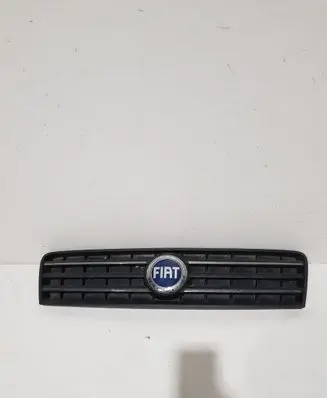Fiat Punto (188) Quarter panel pressure vent 46849441