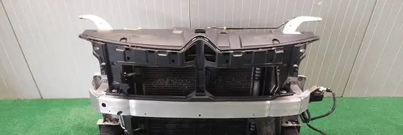 Citroen C4 II Picasso Radiator support slam panel 