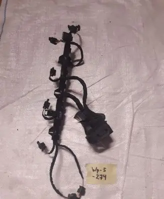 Volkswagen PASSAT B8 Fuel injector wires 