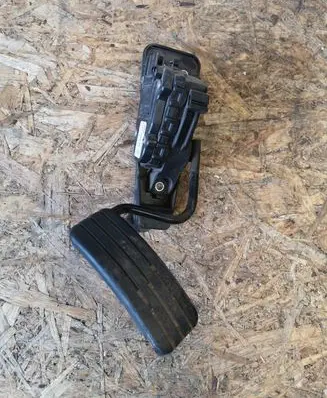 Renault Espace - Grand espace IV Accelerator throttle pedal 8200007512 6PV00811922