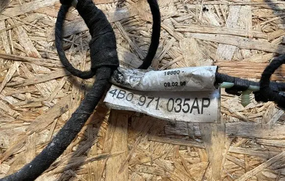 Audi A6 S6 C5 4B Rear door wiring loom 4B0971035AP