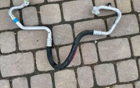 Fiat Bravo Air conditioning (A/C) pipe/hose F2412B070