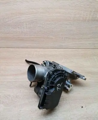 Toyota Urban Cruiser (XP110) Throttle valve 261000N030 1A04