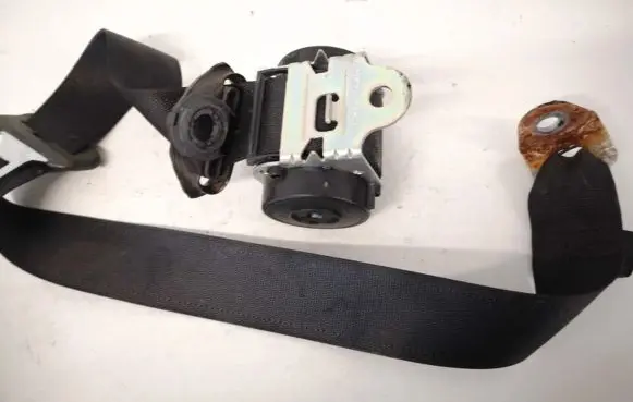 Opel Zafira B Rear seatbelt 13242320 13241071