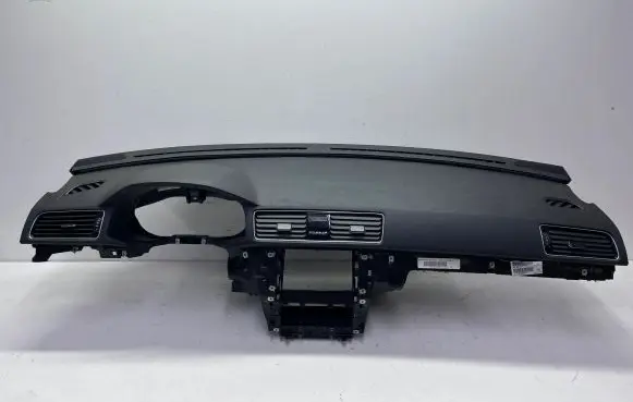 Volkswagen PASSAT B8 USA Dashboard 561857003M 561880204B