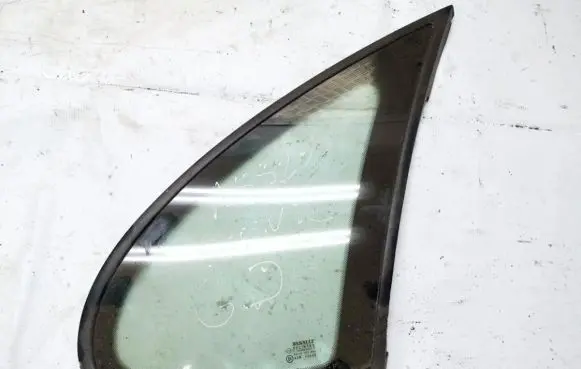 Renault Scenic I Rear side window