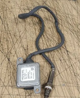 Mercedes-Benz ML W166 Lambda probe sensor A0009053706