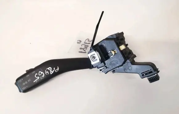 Volkswagen Golf V Indicator stalk