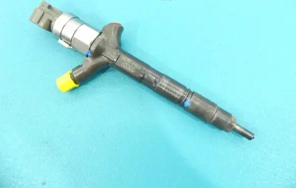 Toyota Corolla Verso E121 Fuel injector 23670-27020 IMPRK1285096