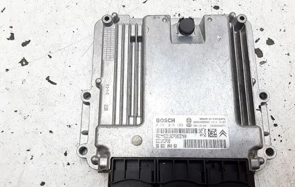 Citroen C5 Engine control unit/module