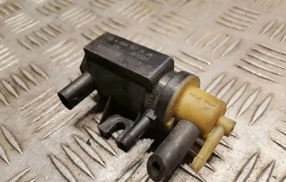 Mercedes-Benz E W212 Turbo solenoid valve 0091533128