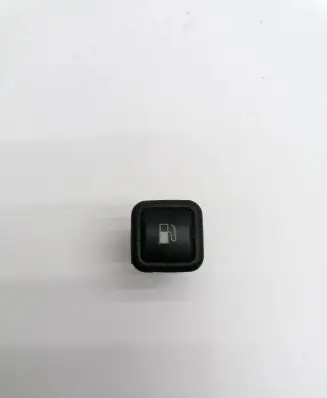 Volkswagen Golf IV Fuel tank opening switch 3B0959833A