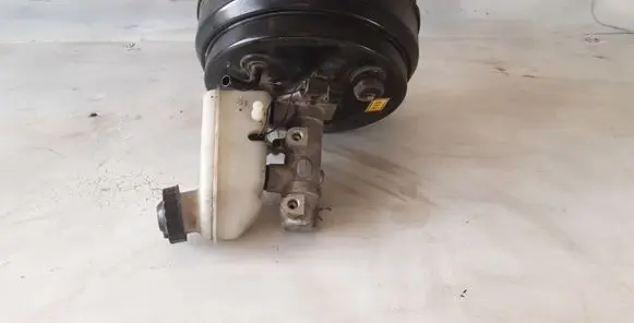 KIA Sorento Brake booster 591003E710 591103E610
