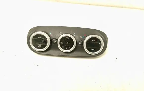 Fiat 500X Air conditioner control unit module 07356568400